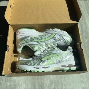 Gel-Kayano 14